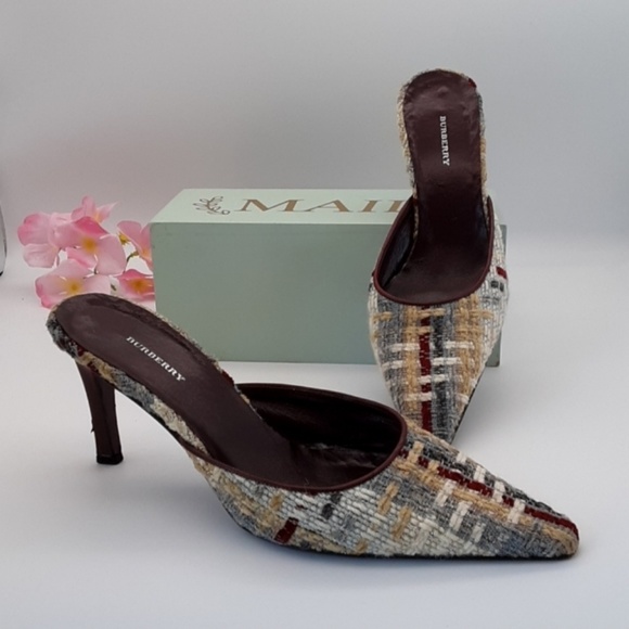 Burberry Shoes - BURBERRY POINTED TOE SLIP ON MULES/CLOGS